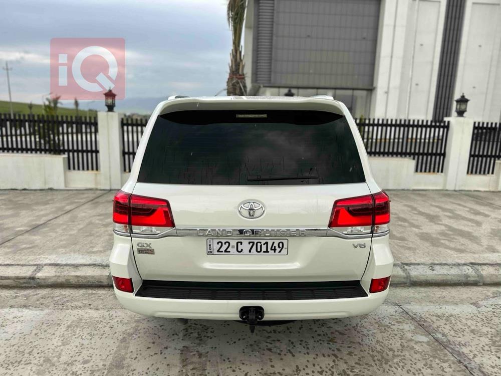 تويوتا لاندكروزر